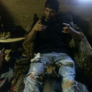 Meet your Posher, Travis